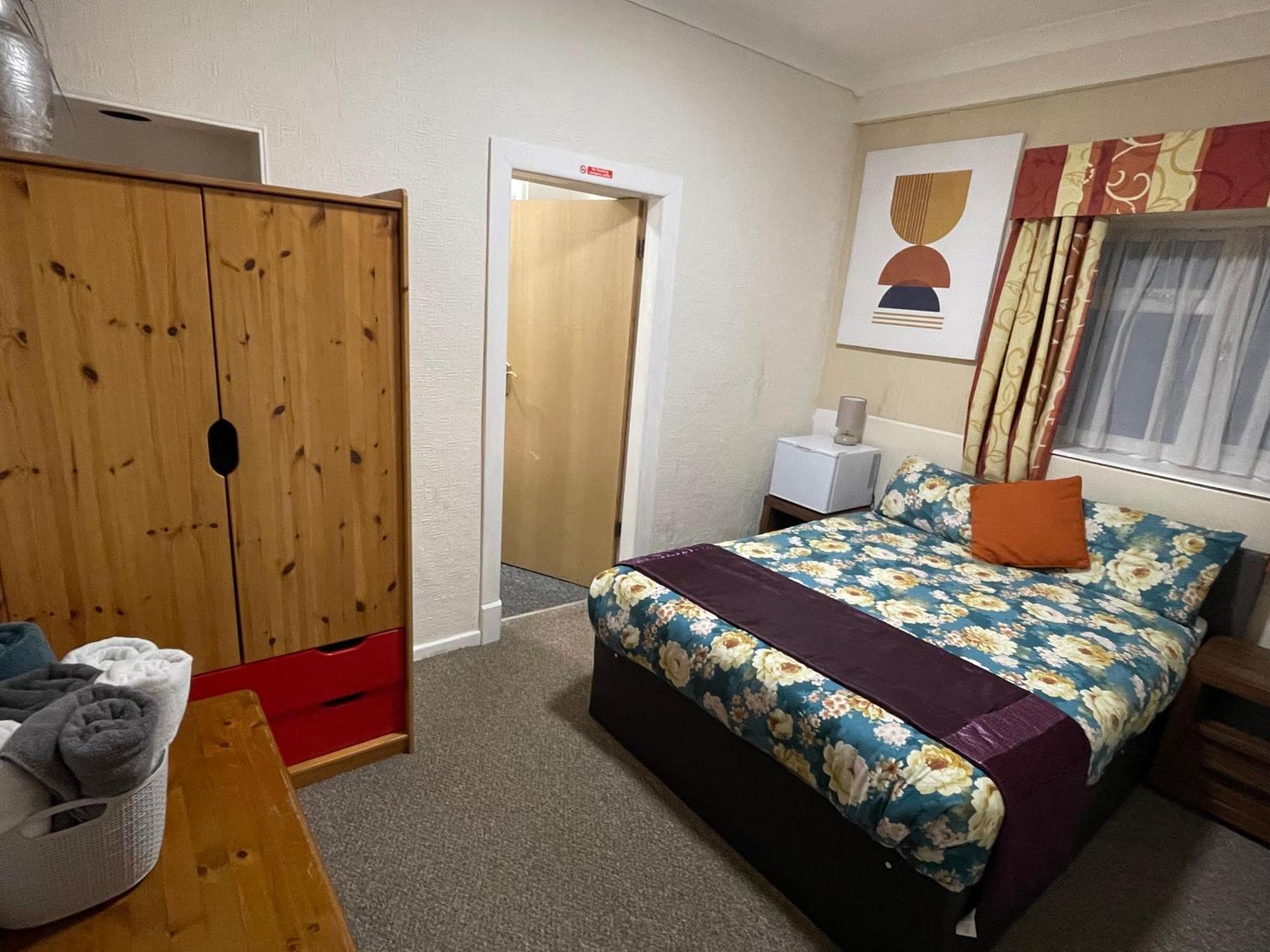 Backpackers Blackpool Hotel & Suites Ngoại thất bức ảnh