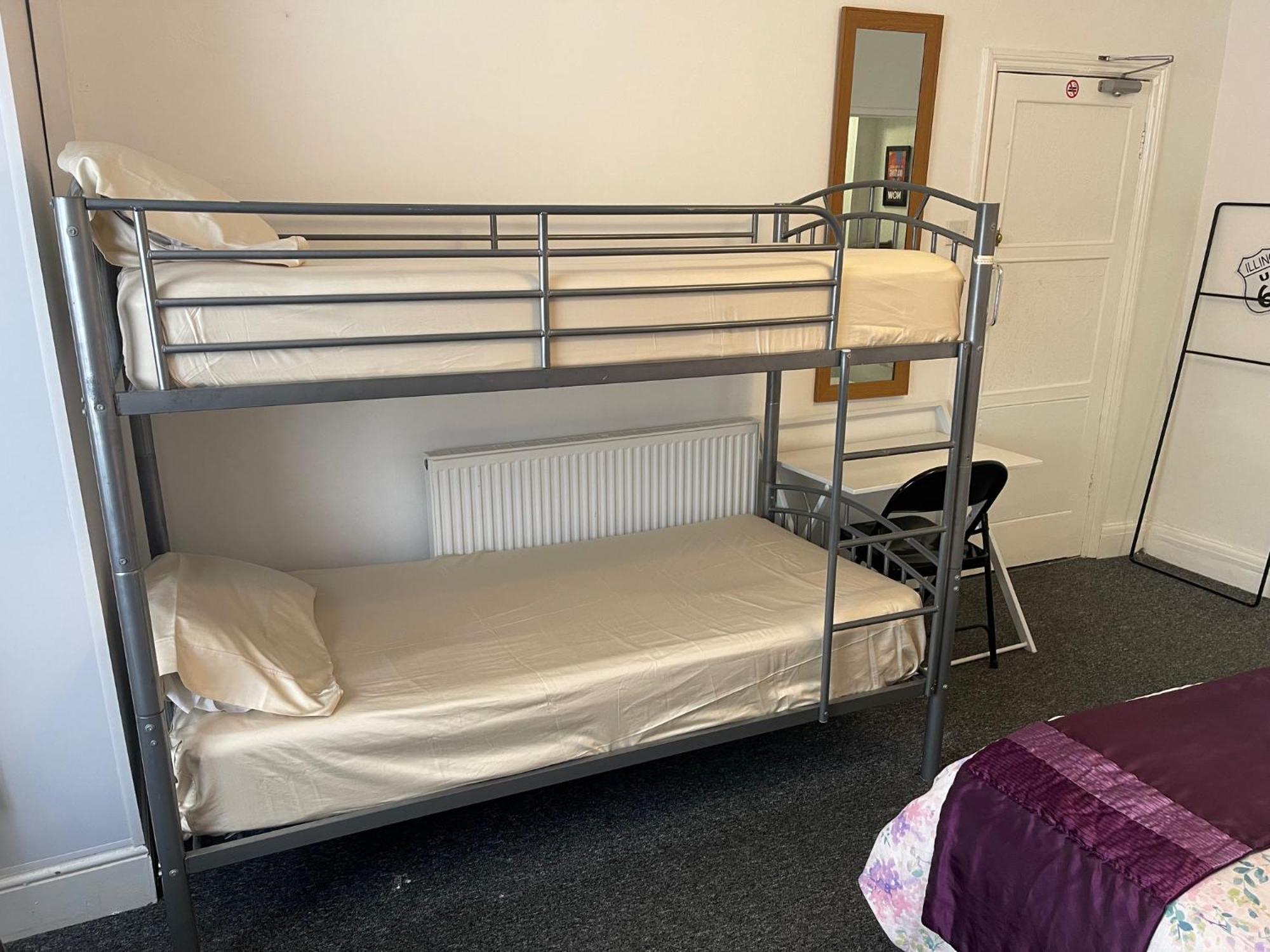 Backpackers Blackpool Hotel & Suites Ngoại thất bức ảnh