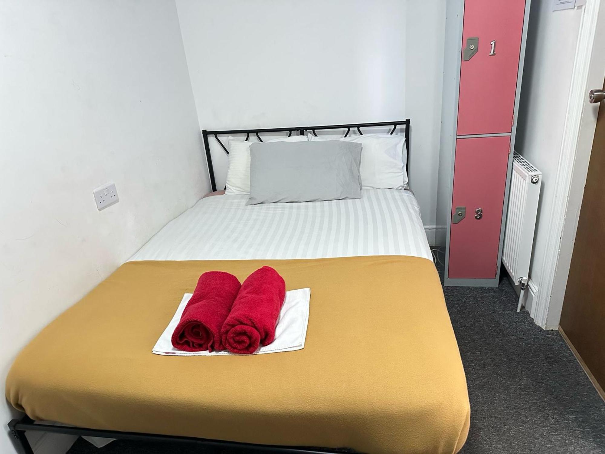 Backpackers Blackpool Hotel & Suites Ngoại thất bức ảnh
