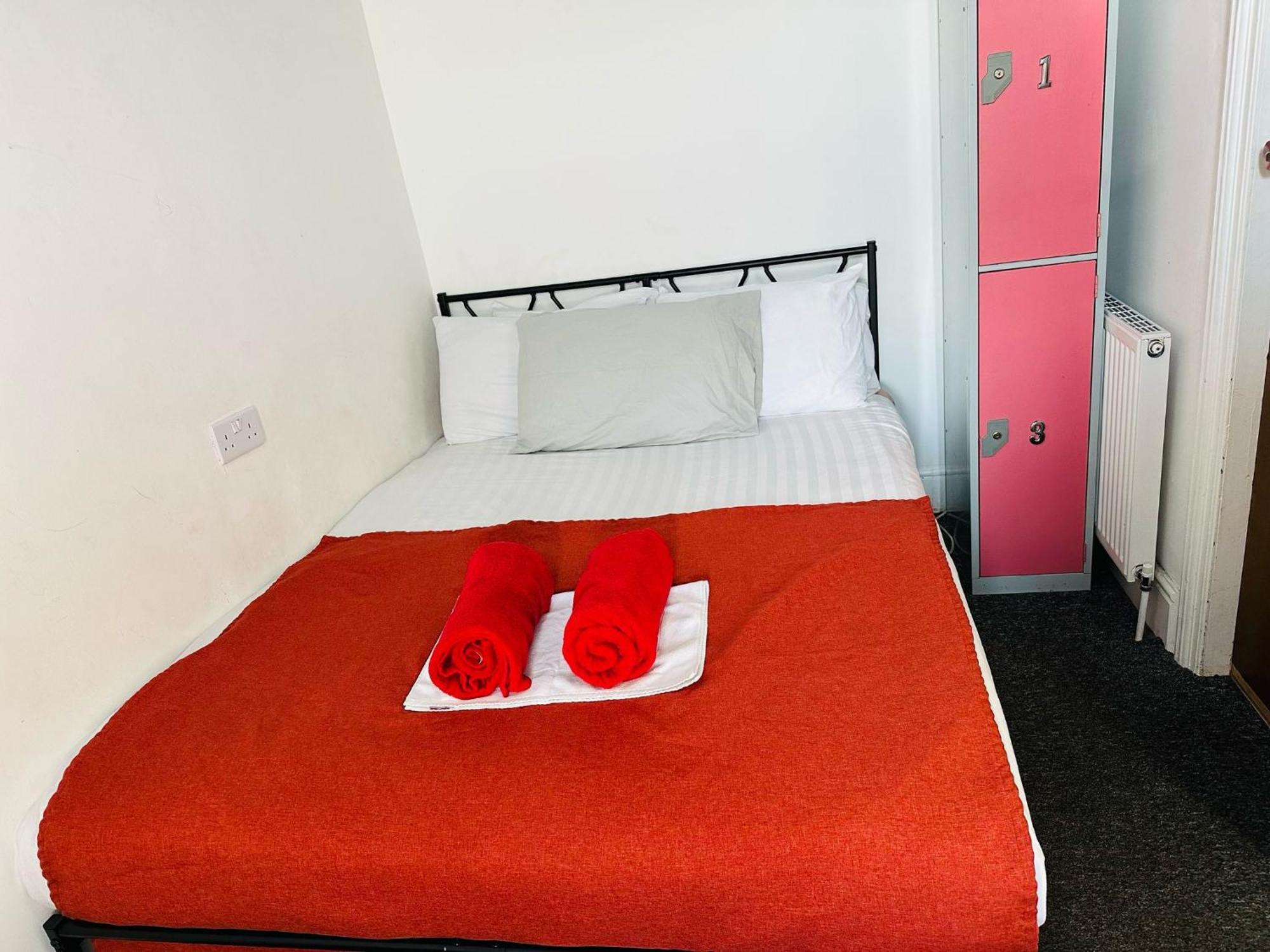 Backpackers Blackpool Hotel & Suites Ngoại thất bức ảnh