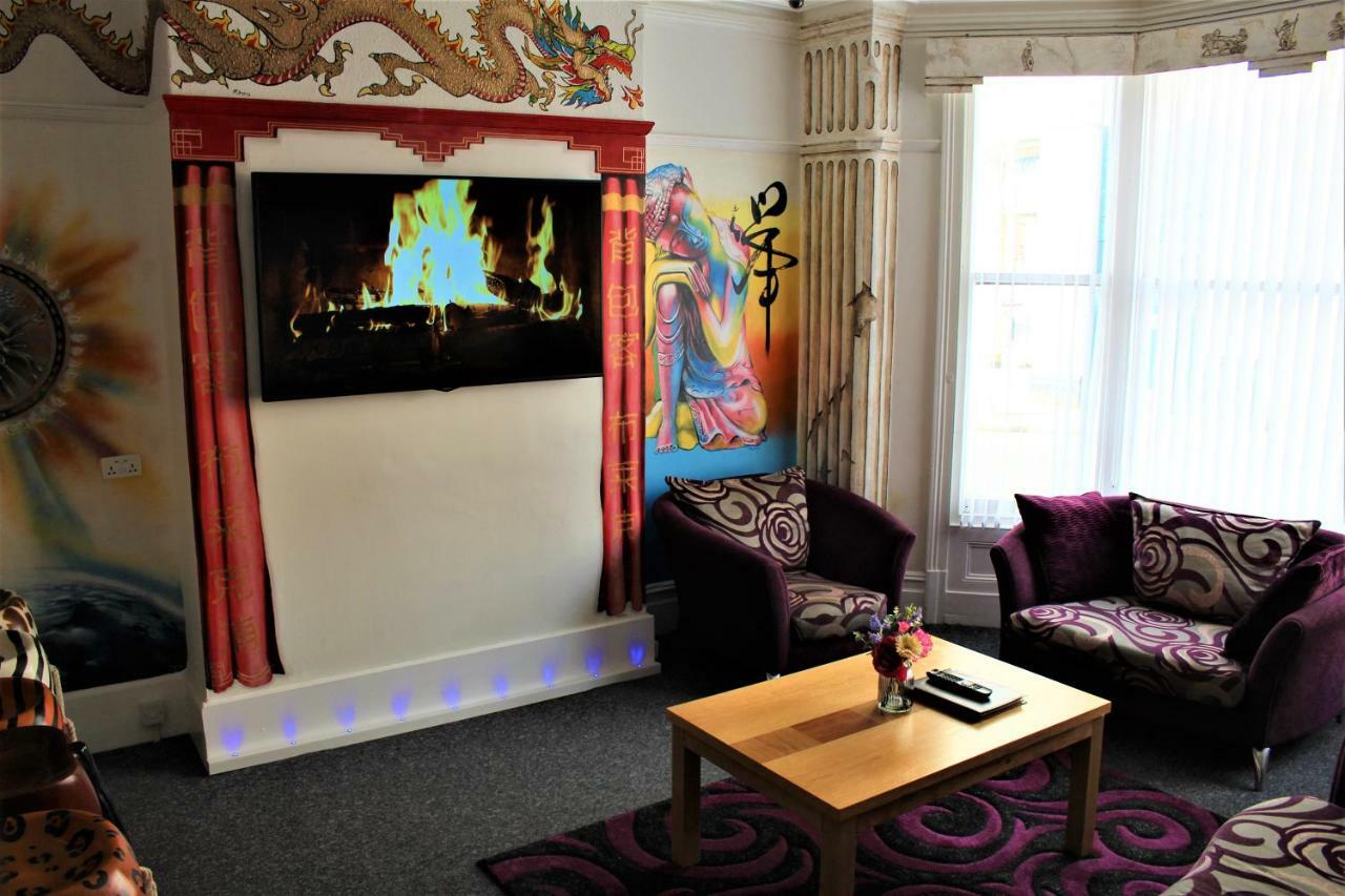 Backpackers Blackpool Hotel & Suites Ngoại thất bức ảnh
