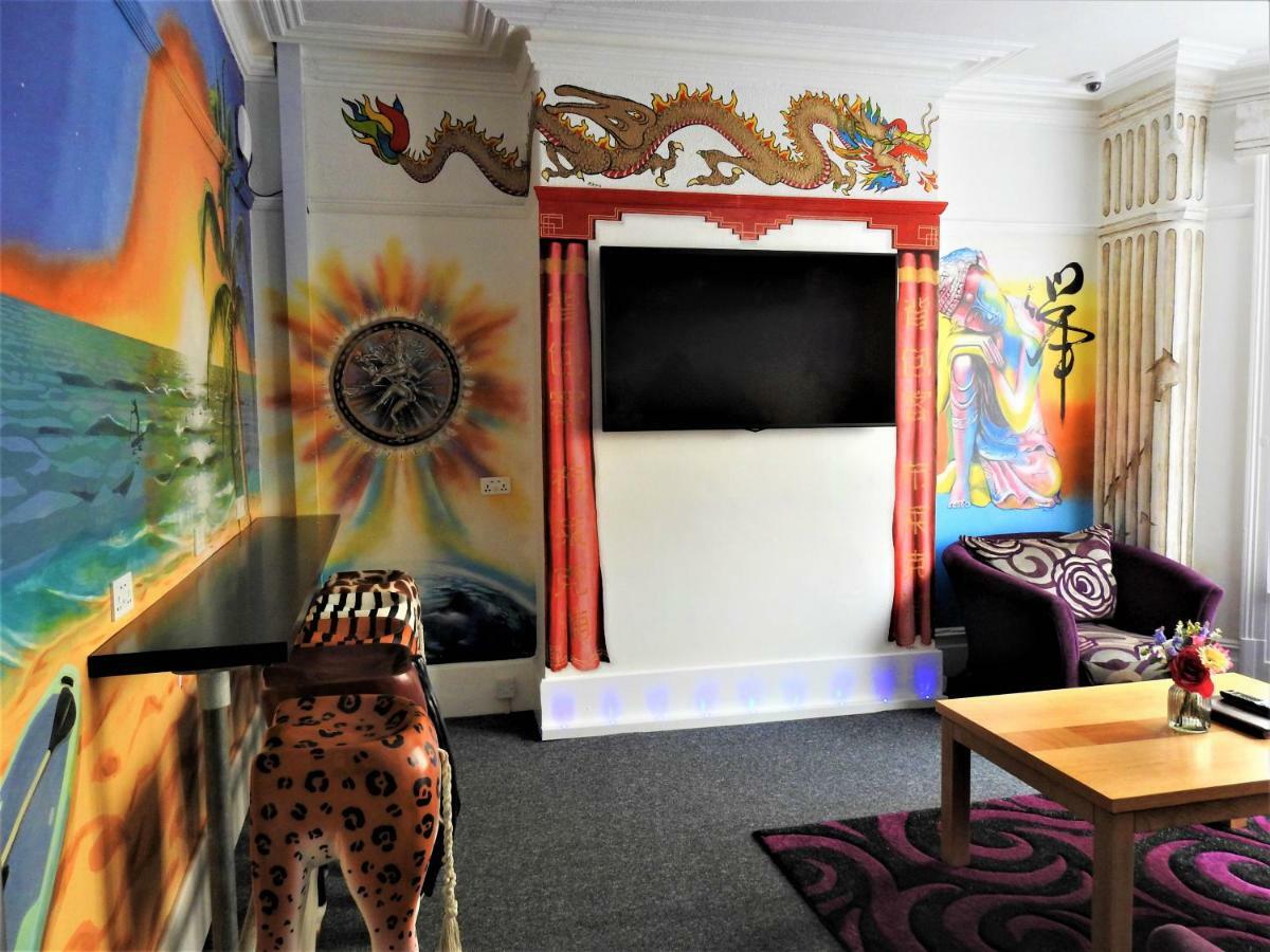 Backpackers Blackpool Hotel & Suites Ngoại thất bức ảnh